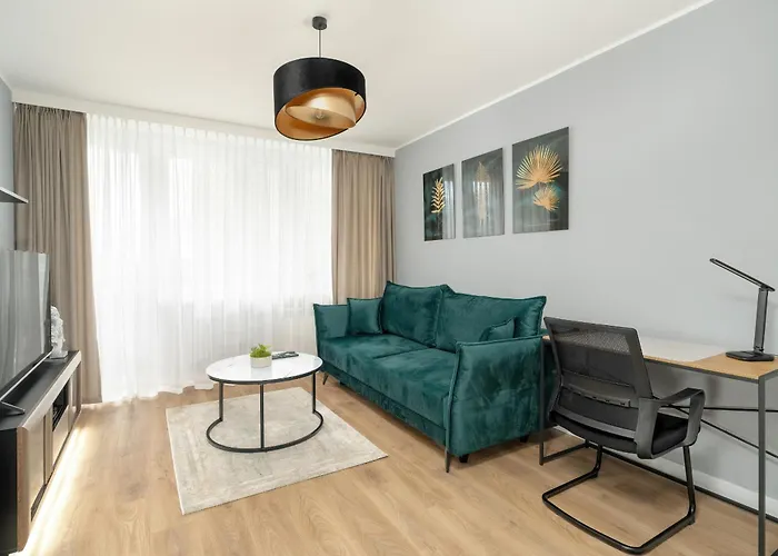Апартаменты Stylish Two Bedroom With Parking Near Malta In By Renters