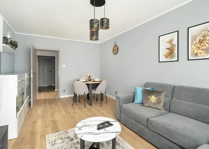 Апартаменты Stylish Two Bedroom With Parking Near Malta In By Renters *