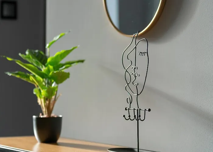 Stylish Two Bedroom With Parking Near Malta In By Renters * ポズナン